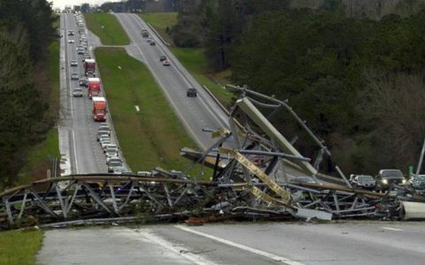 Tornado in Alabama: almeno 23 morti, tra cui due bambini - MasterX