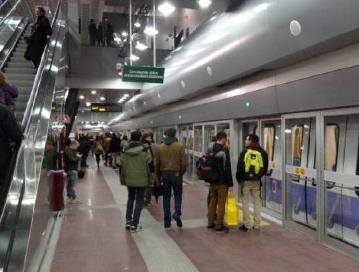 Milano, guasto nell'ora di punta sulla metro M5: circolazione modificata