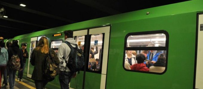 Milano, rallentamenti sulla M2 per lavori di rinnovamento fino al 9 maggio