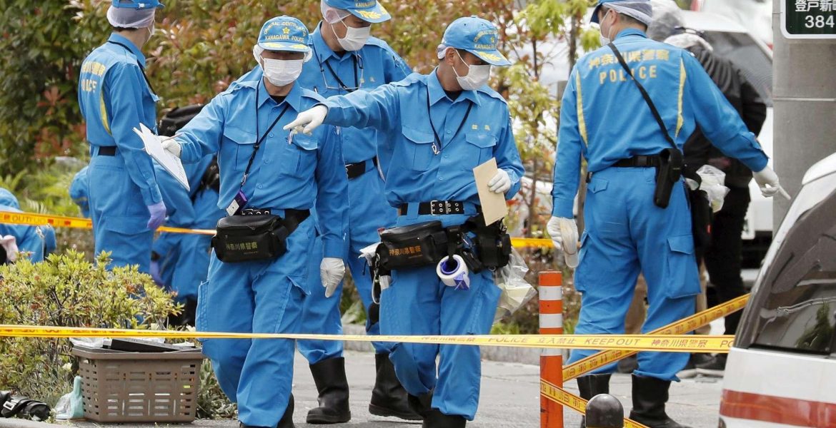 Tokyo, accoltellamento di massa: due morti e 17 feriti -MasterX