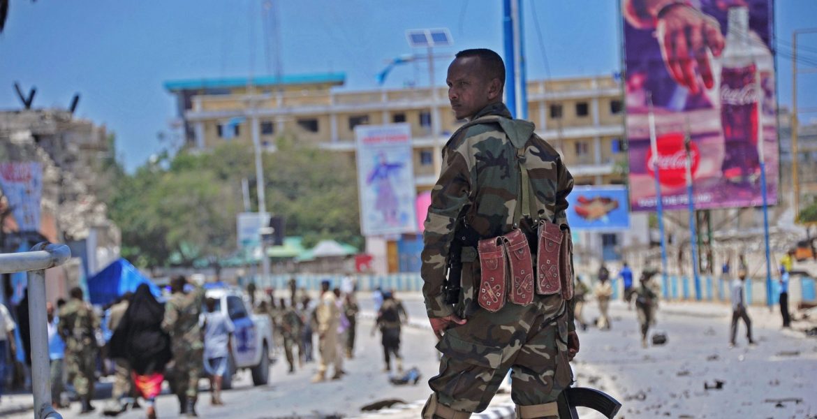 Somalia, al Shebab rivendica attentato al SYL Hotel