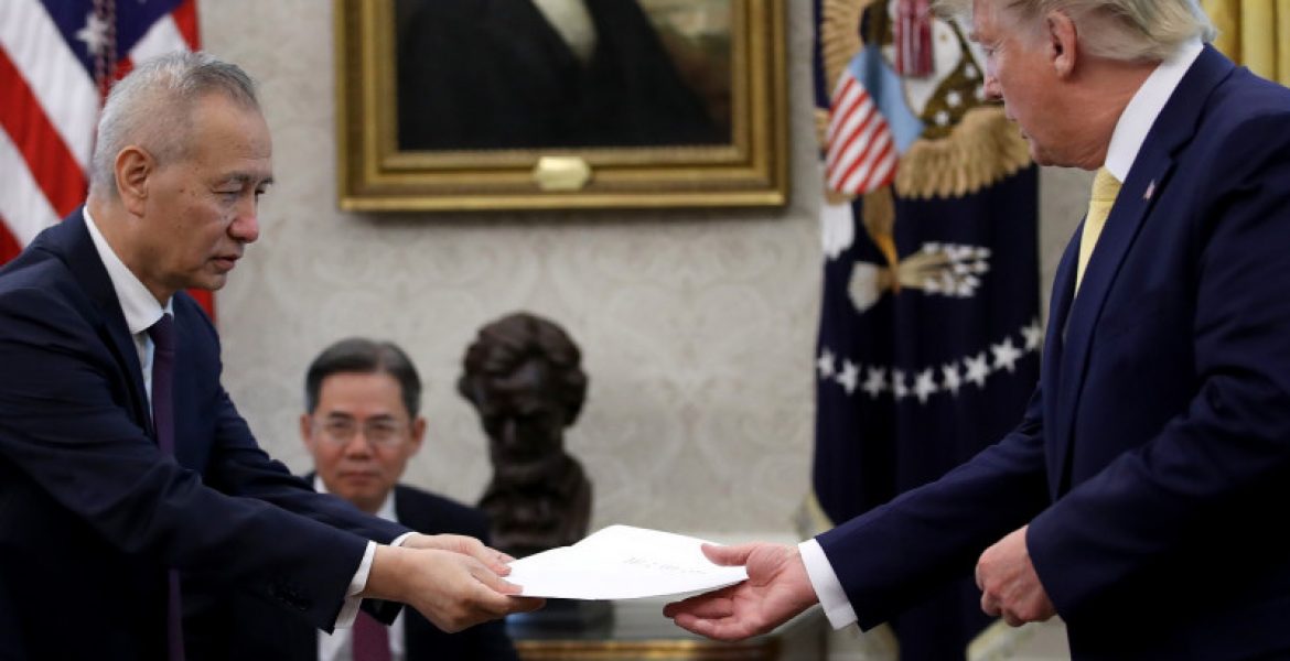 Usa-Cina: firmato accordo 'fase 1' della tregua commerciale