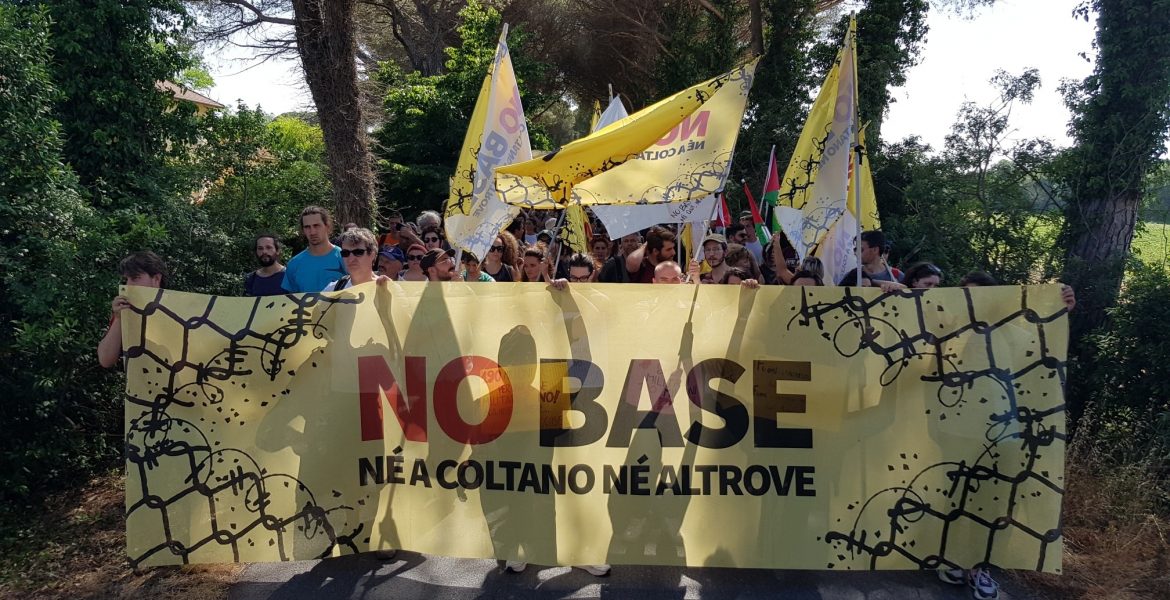 Manifestazione NO BASE Coltano
