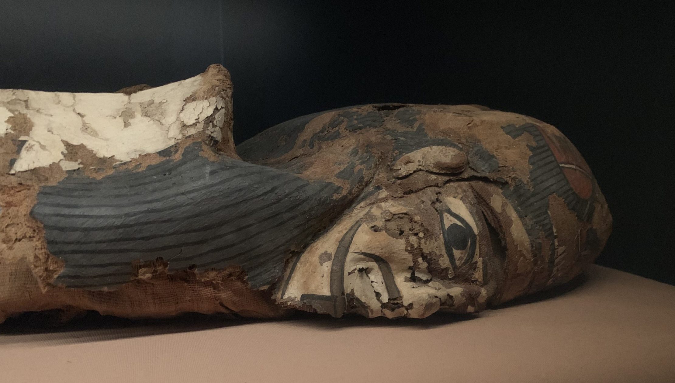 meres-maschera-mummia