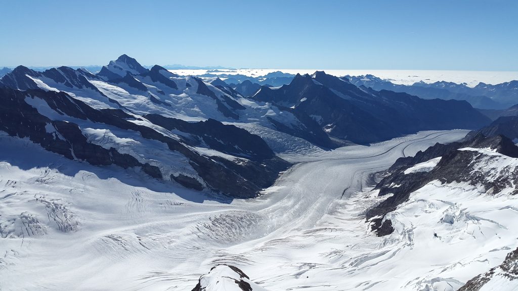 Grande ghiacciaio dell'aletsch in Svizzera