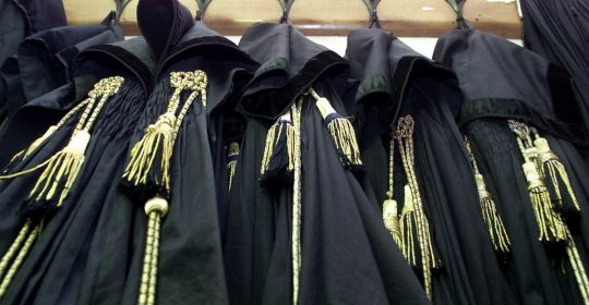 Anche la magistratura potrebbe adottare dei test psicoattitudinali? L'idea circola da tempo, ma il ministro Nordio frena: "Tema complesso, su cui bisogna discutere".