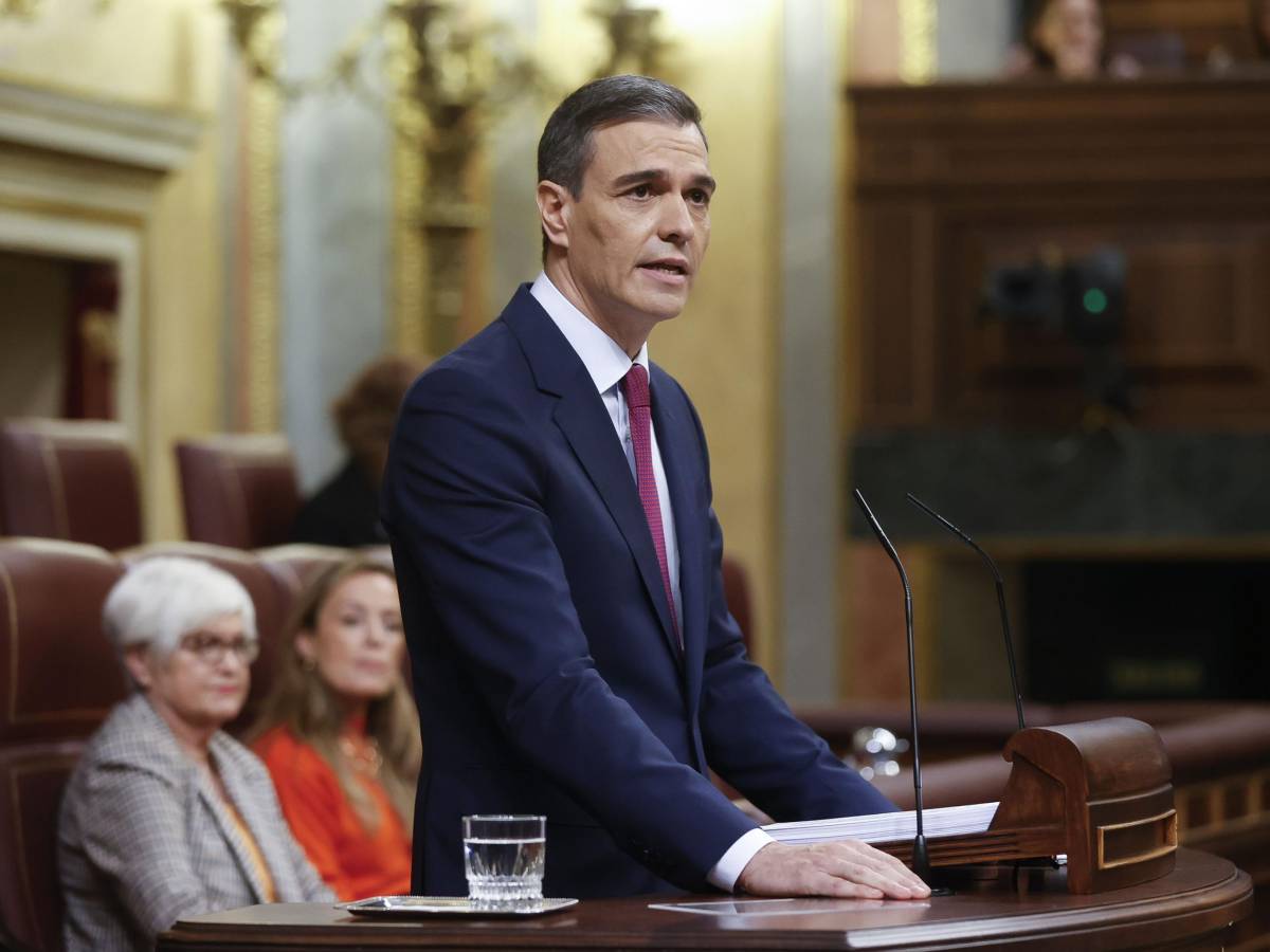Il premier riconfermato, Pedro Sanchez, ha avuto successo dove Fejóo ha fallito: è riuscito a riunire molti dei movimenti autonomisti in un'unica alleanza governativa.