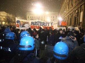 Uno scorcio delle proteste del 2012 contro le politiche di austerity