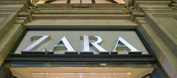 Insegna negozio Zara