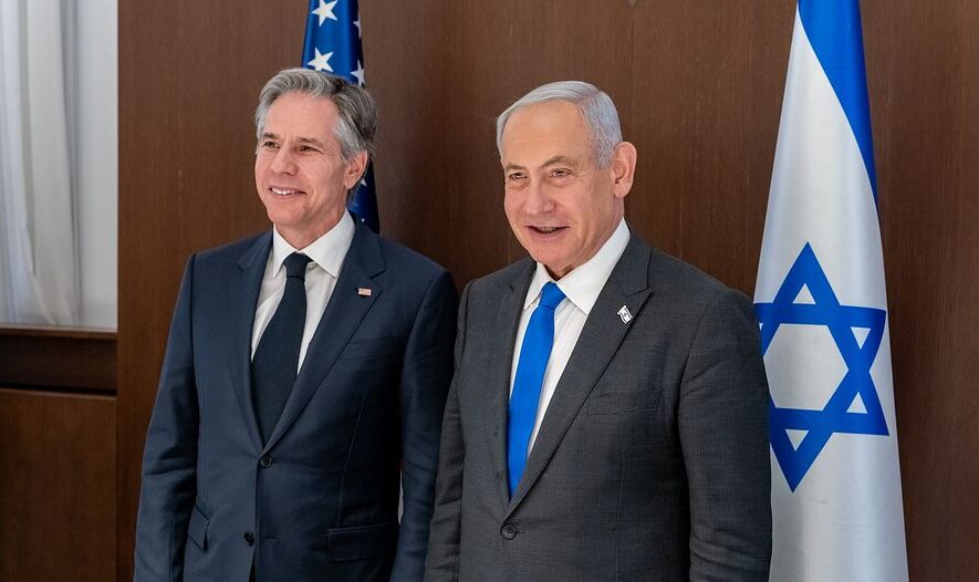 Il segretario di Stato americano Antony Blinken e il premier israeliano Benjamin Netanyahu.