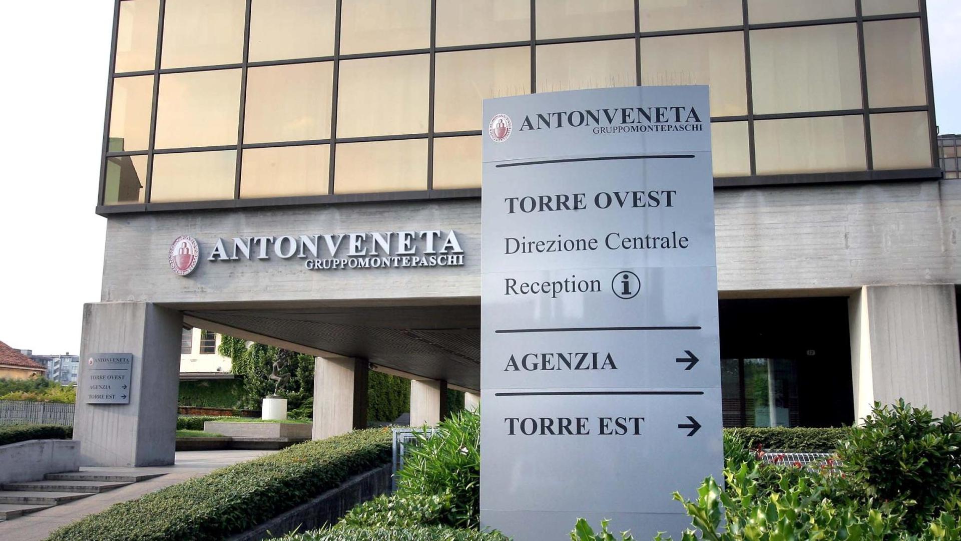 Una delle ex sedi della Banca Antonveneta che dal maggio 2008 fa parte del Gruppo Mps