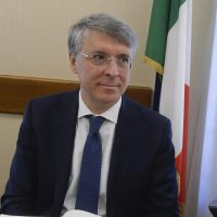 Il procuratore di Perugia Raffaele Cantone