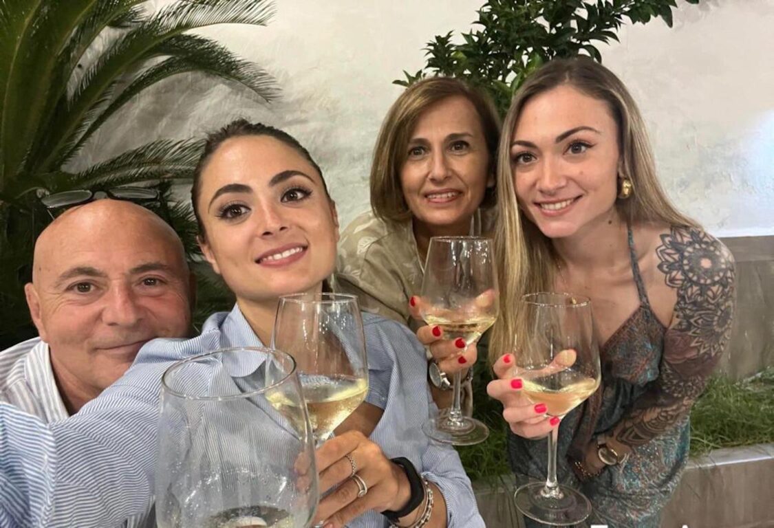 Giulia Tramontano con la sua famiglia