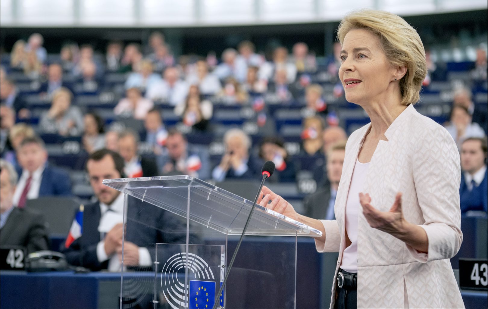 Ursula von der Leyen, allora candidata alla presidenza della Commissione, nel suo discorso di presentazione al Parlamento europeo