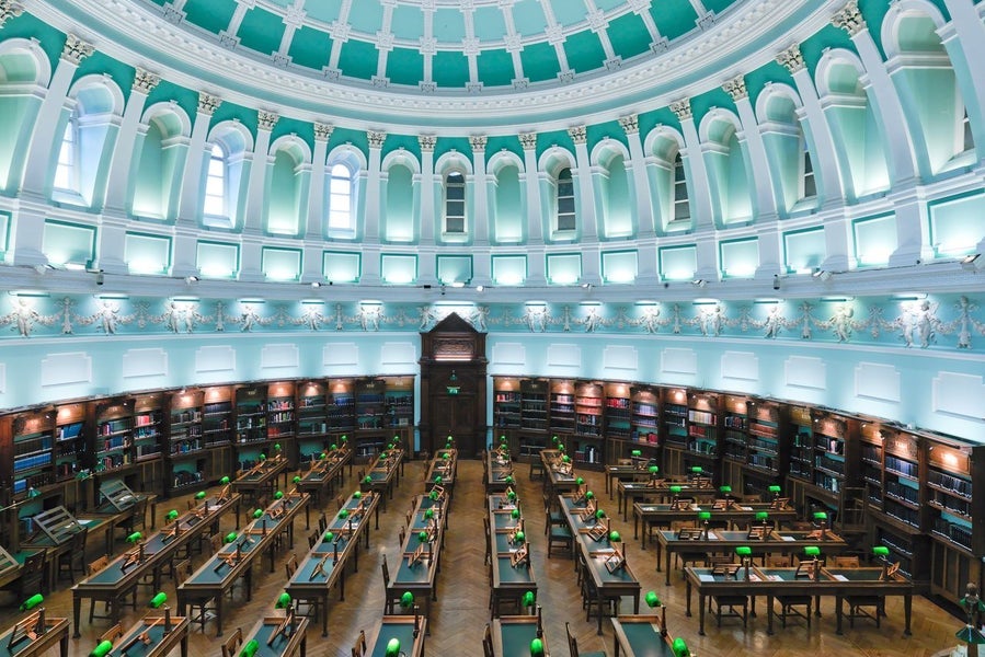 La biblioteca nazionale d'Irlanda a Dublino. Crediti: Visit dublin.