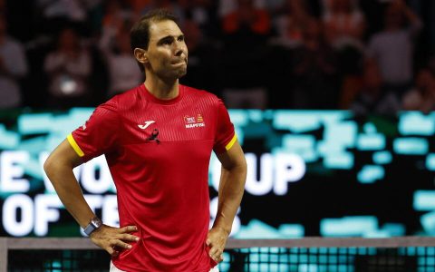 Rafa Nadal in campo per l'ultima partita della carriera