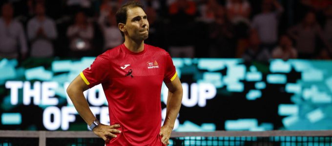Rafa Nadal in campo per l'ultima partita della carriera