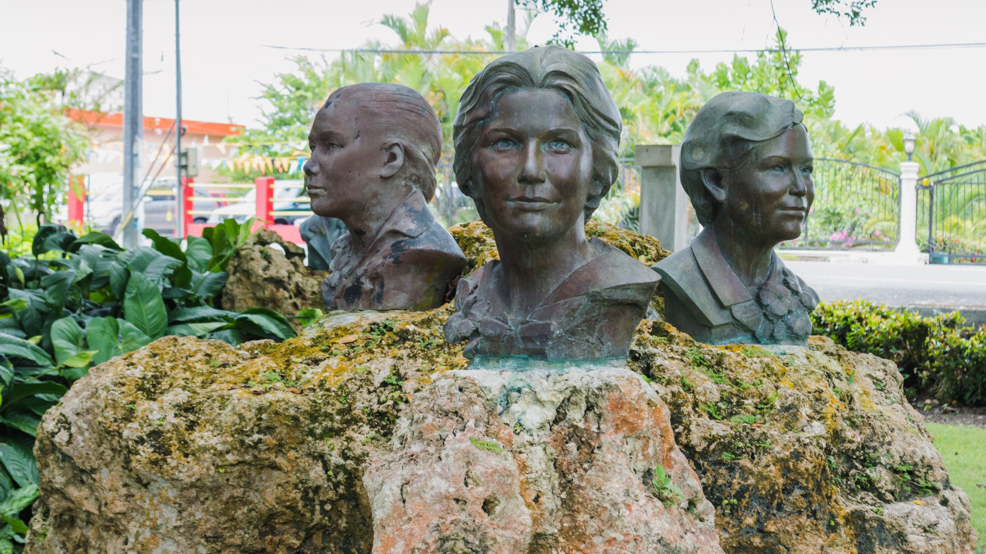 Un monumento commemorativo delle sorelle Mirabal in Repubblica Dominicana. Crediti: Corriere del Ticino.