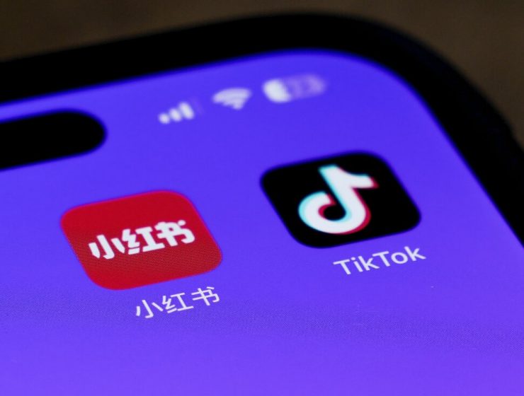 Icone delle app per telefono di RedNote e TikTok. (AP Photo/Andy Wong)