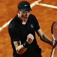 Jannik Sinner ha battuto Casper Ruud 6-0, 6-1 agli Internazionali d'Italia a Roma