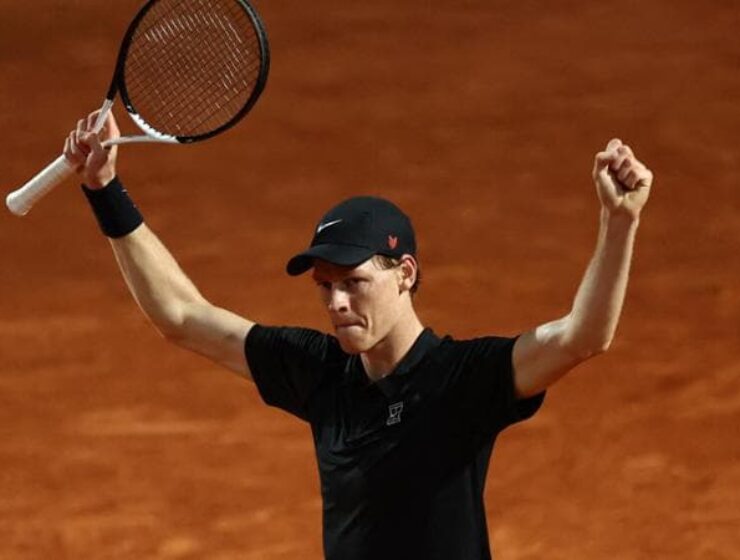Jannik Sinner vince contro Tommy Paul agli Internazionali d'Italia