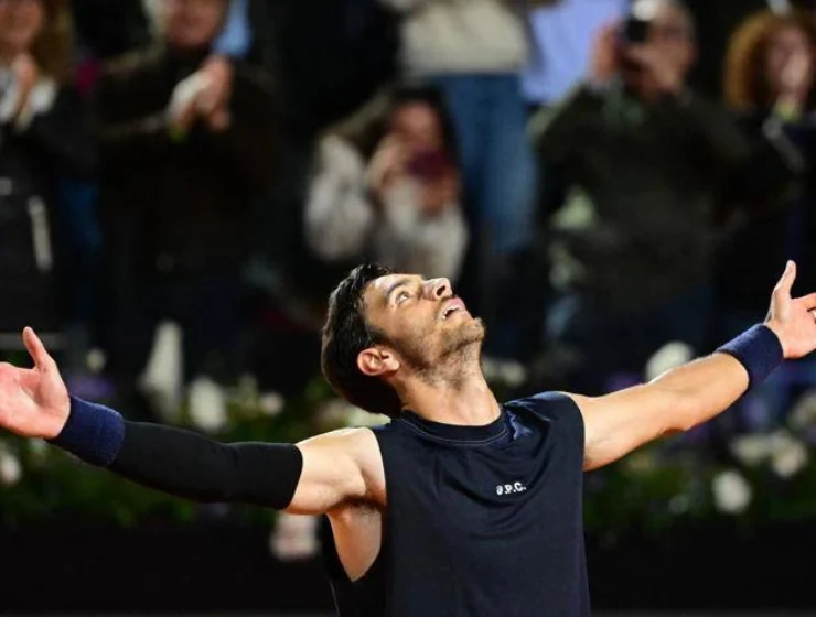 Lorenzo Musetti batte Sasha Zverev agli Internazionali d'Italia e conquista la semifinale