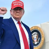 Trump annuncia il cessate il fuoco tra Iran e Israele