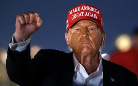 Nuovo travel ban introdotto dal presidente americano Donald Trump. A partire dal 9 giugno sarà vietato l’ingresso negli Stati Uniti a cittadini provenienti da dodici paesi