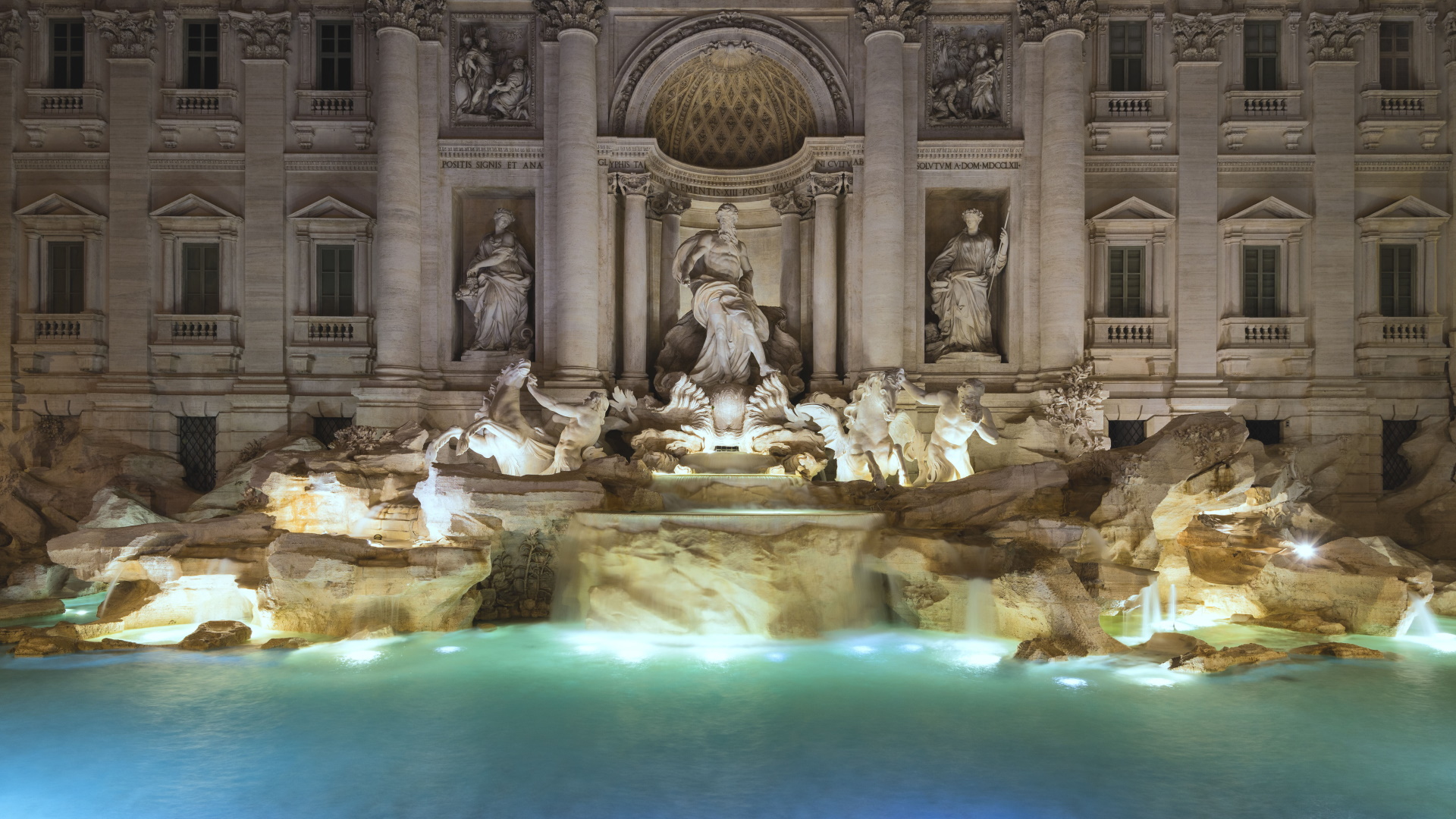 Fontana di Trevi a pagamento: dal 7 gennaio un ticket da 2 euro - MasterX