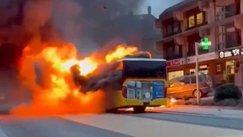 incendio_bus_svizzera