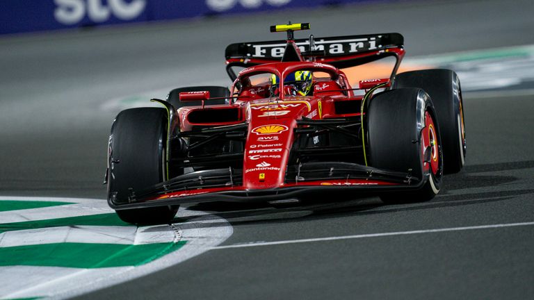 Oliver Bearman a bordo della Ferrari durante il Gran Premio di Jeddah al posto di Carlos Sainz