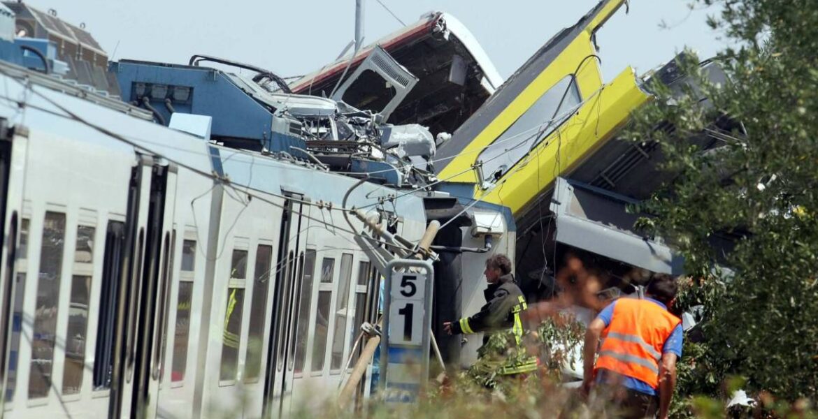 Strage dei treni Corato-Andria, decimo anniversario dieci anni